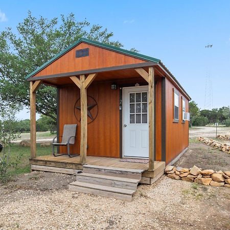 Great Heart Edwards Cabin 2 Hotel Bandera Exterior photo