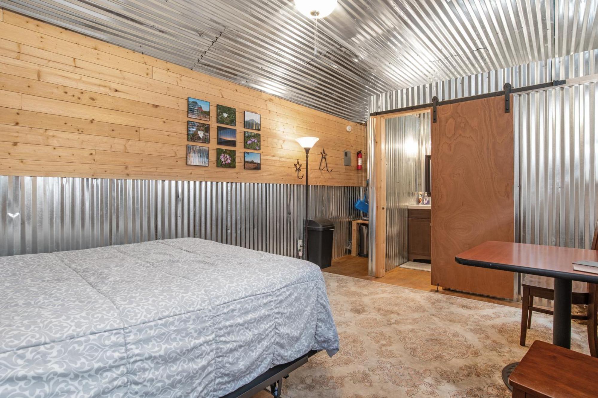 Great Heart Edwards Cabin 2 Hotel Bandera Exterior photo