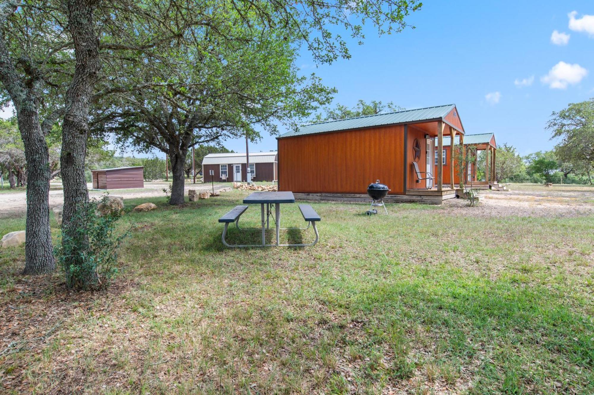 Great Heart Edwards Cabin 2 Hotel Bandera Exterior photo